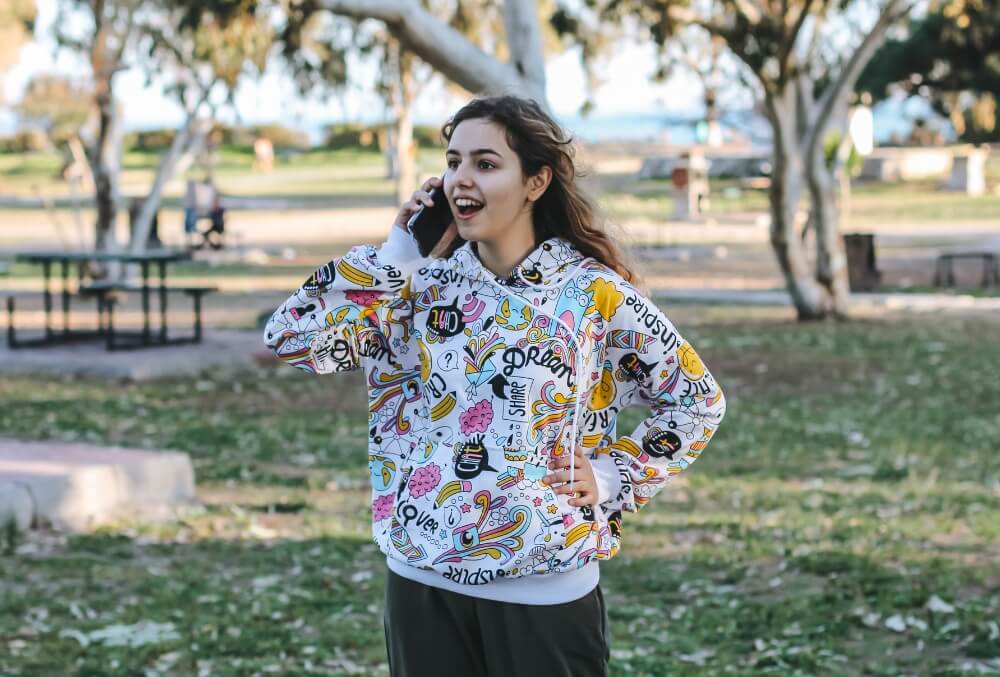 girl wearing hoodie from wholesale hoodie manufacturer