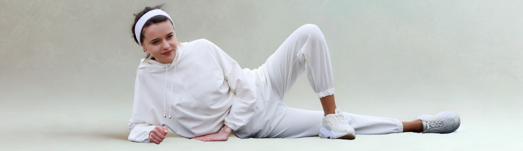 private label hoodie supplier in poland